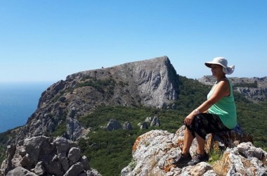 Вид на Ильяс -Кая с горы Мачук, Крым.